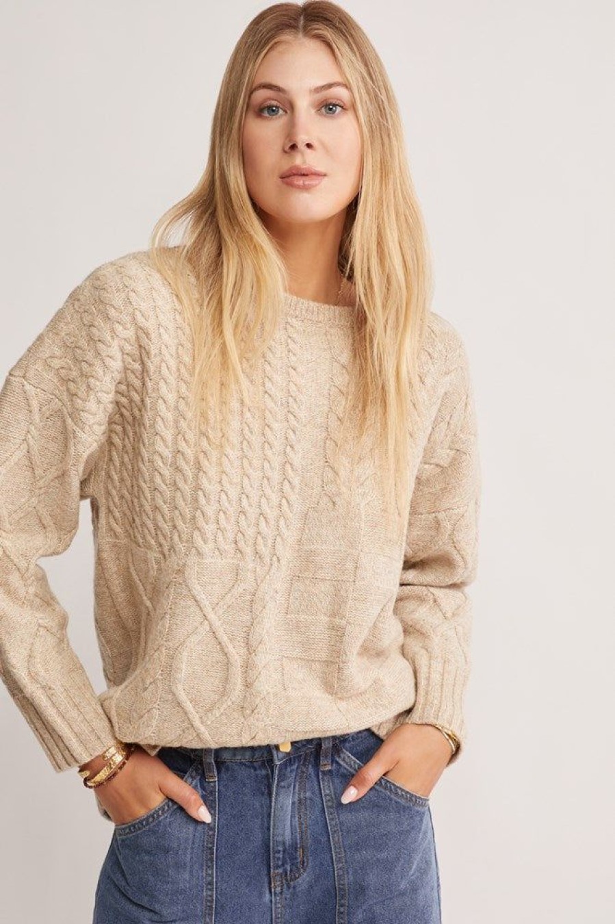 Outerwear MOS The Label | Outland Sweater Taupe